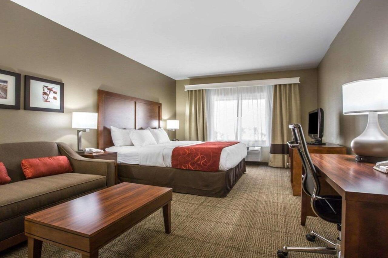 Comfort Suites Victorville-Hesperia מראה חיצוני תמונה