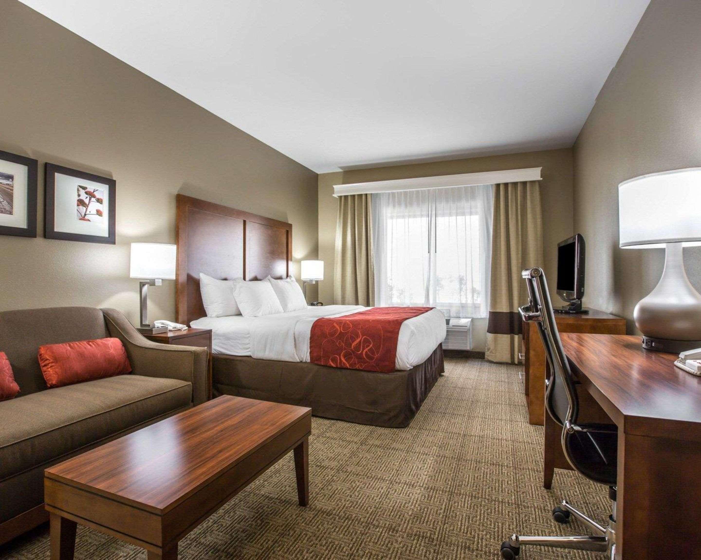 Comfort Suites Victorville-Hesperia מראה חיצוני תמונה