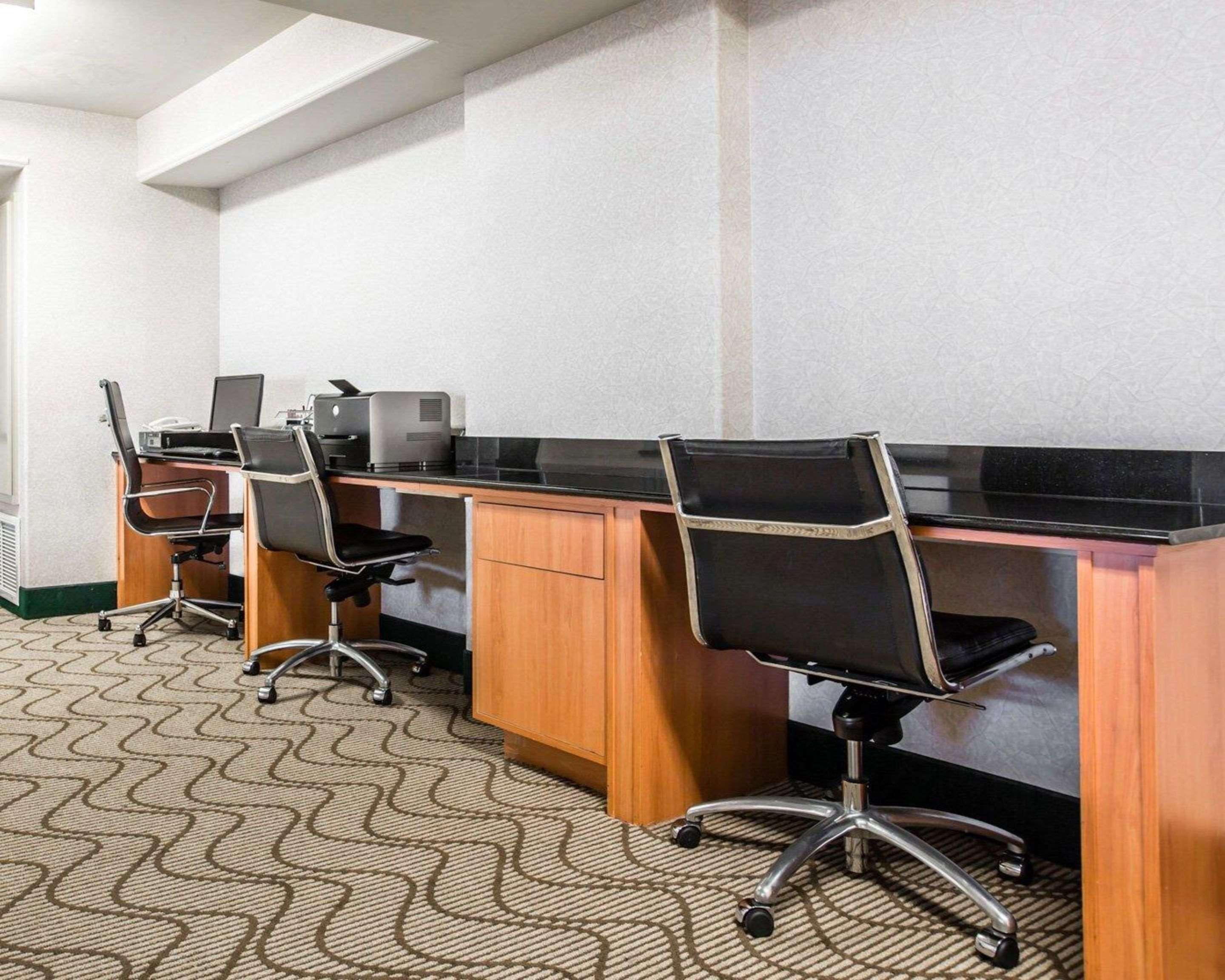 Comfort Suites Victorville-Hesperia מראה חיצוני תמונה
