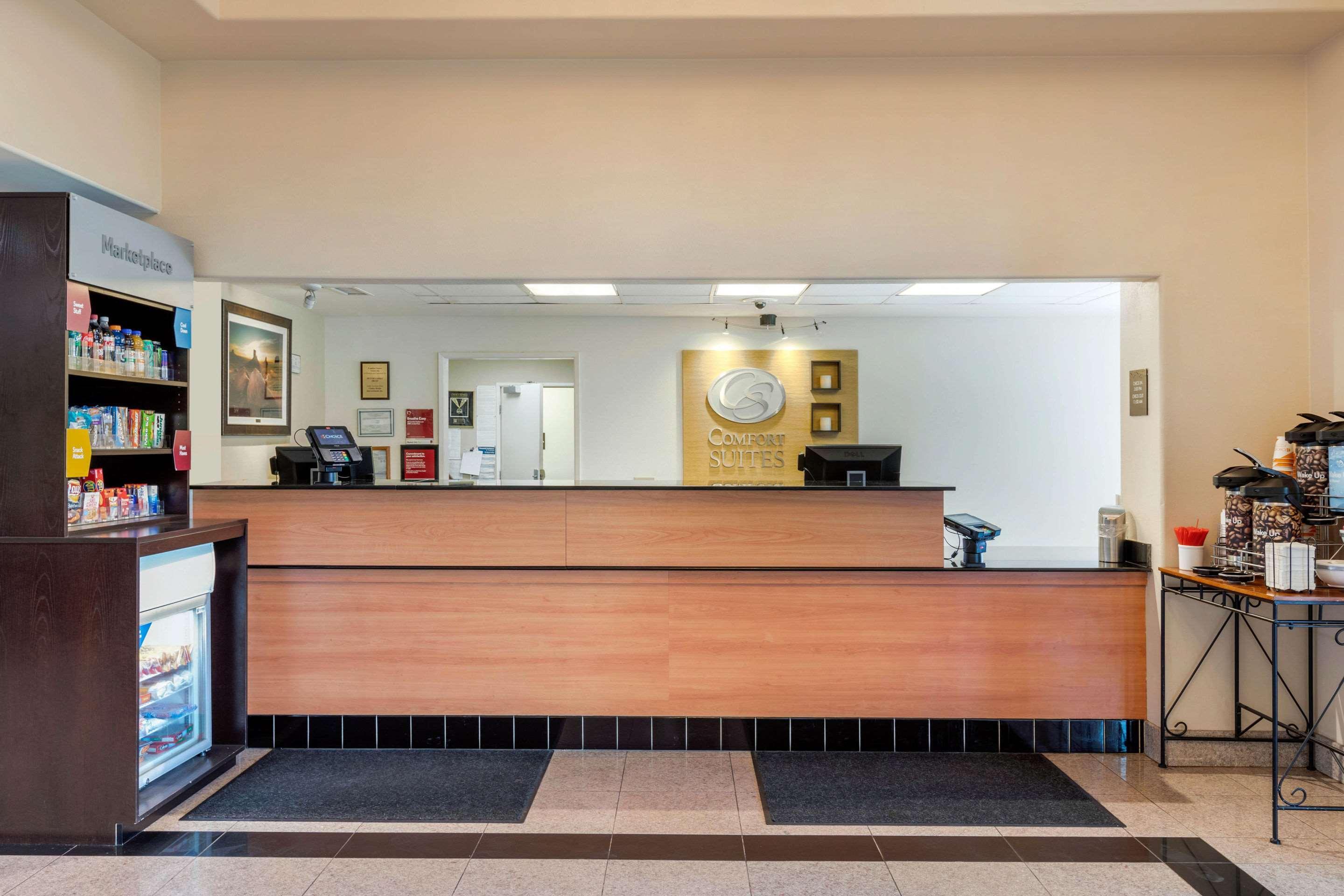 Comfort Suites Victorville-Hesperia מראה חיצוני תמונה