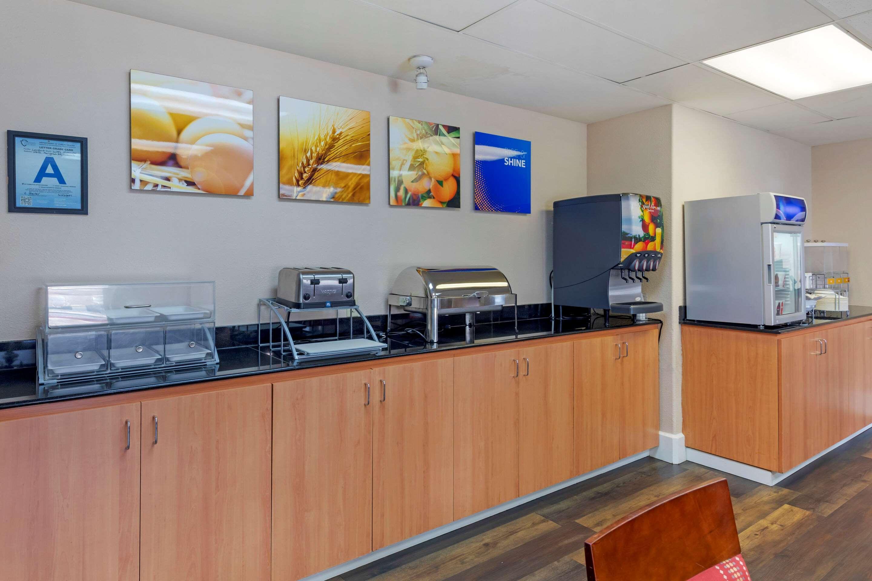 Comfort Suites Victorville-Hesperia מראה חיצוני תמונה