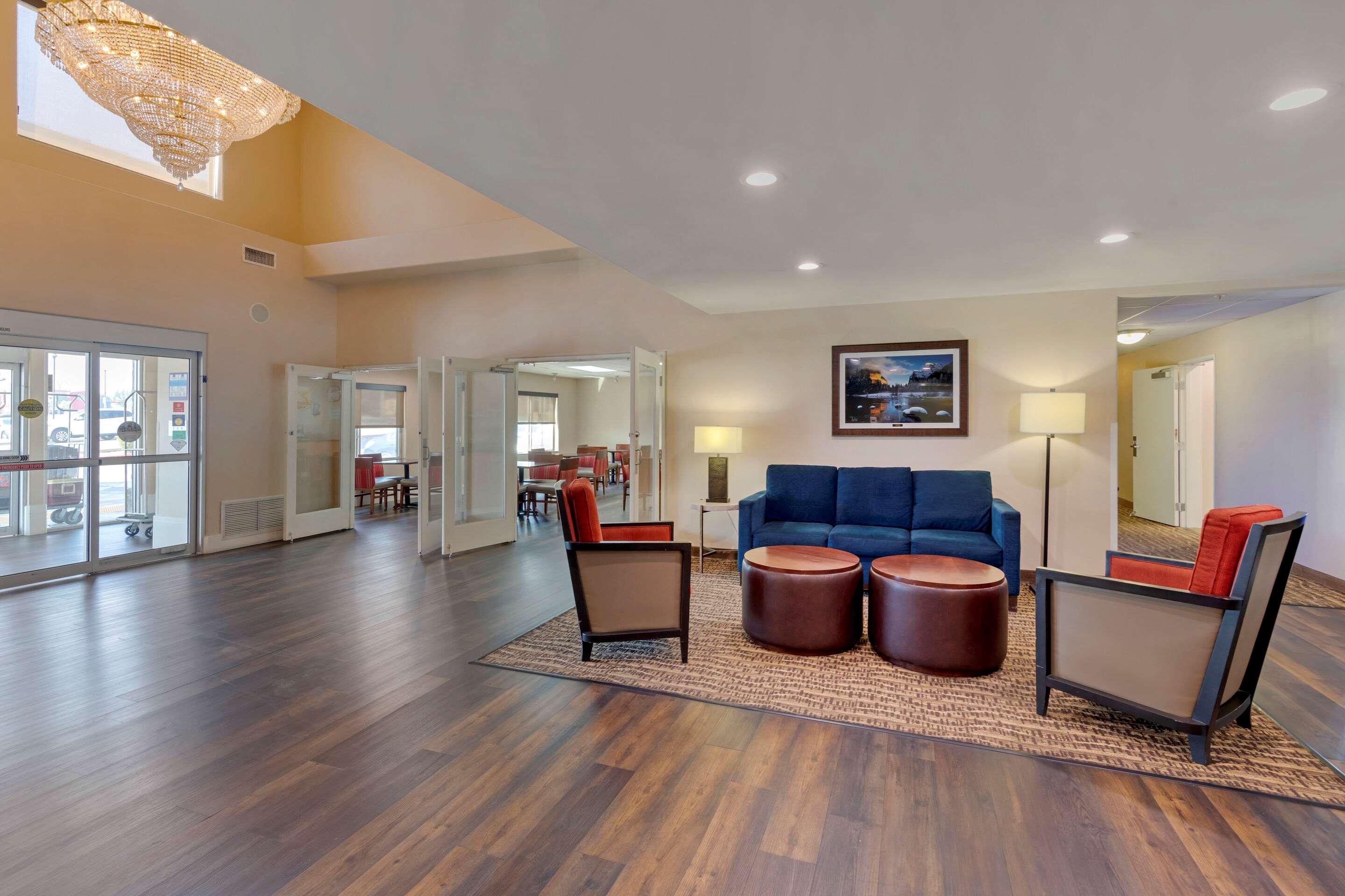 Comfort Suites Victorville-Hesperia מראה חיצוני תמונה