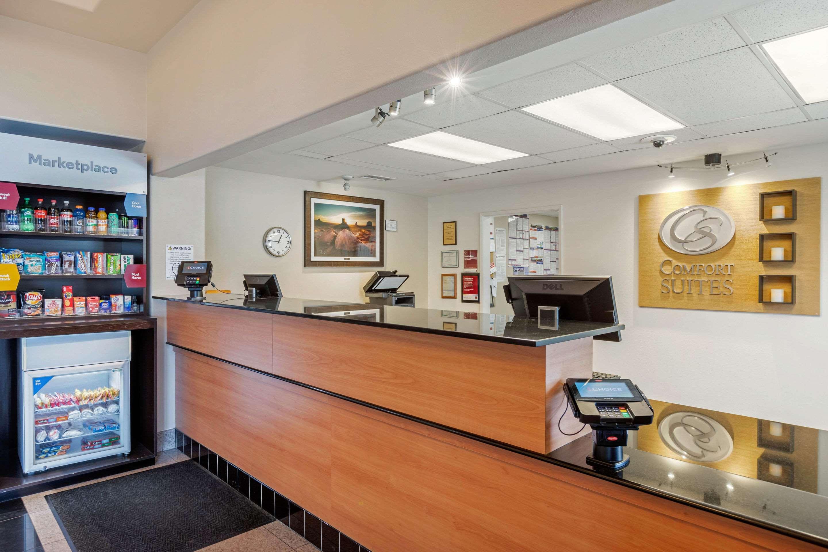 Comfort Suites Victorville-Hesperia מראה חיצוני תמונה